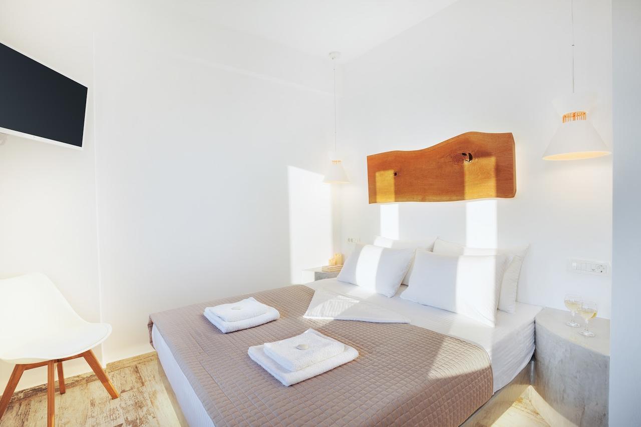 Nectarios Villa - Studios & Suites Adults Only Fira  Ngoại thất bức ảnh