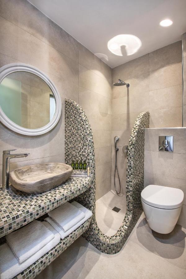 Nectarios Villa - Studios & Suites Adults Only Fira  Ngoại thất bức ảnh