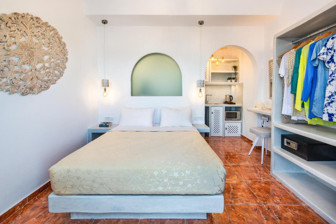 Nectarios Villa - Studios & Suites Adults Only Fira  Ngoại thất bức ảnh