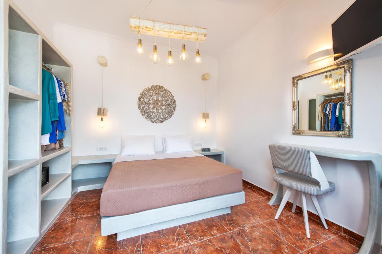 Nectarios Villa - Studios & Suites Adults Only Fira  Ngoại thất bức ảnh